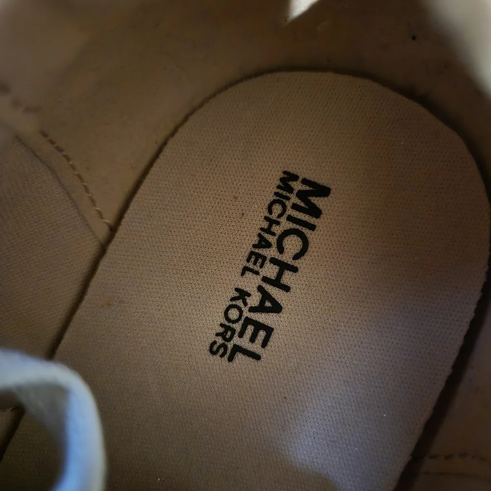 Michael Kors Osaka Rose Gold Sneakers NWOB - Picture 14 of 17